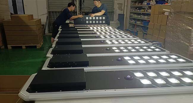 integrated solar street lights